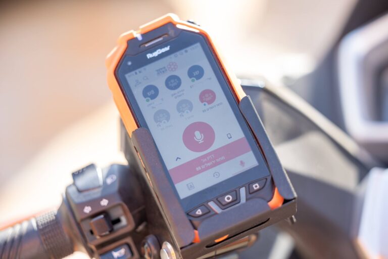 https://israelrescue.org/app/uploads/2025/08/comms-device-768x512.jpg