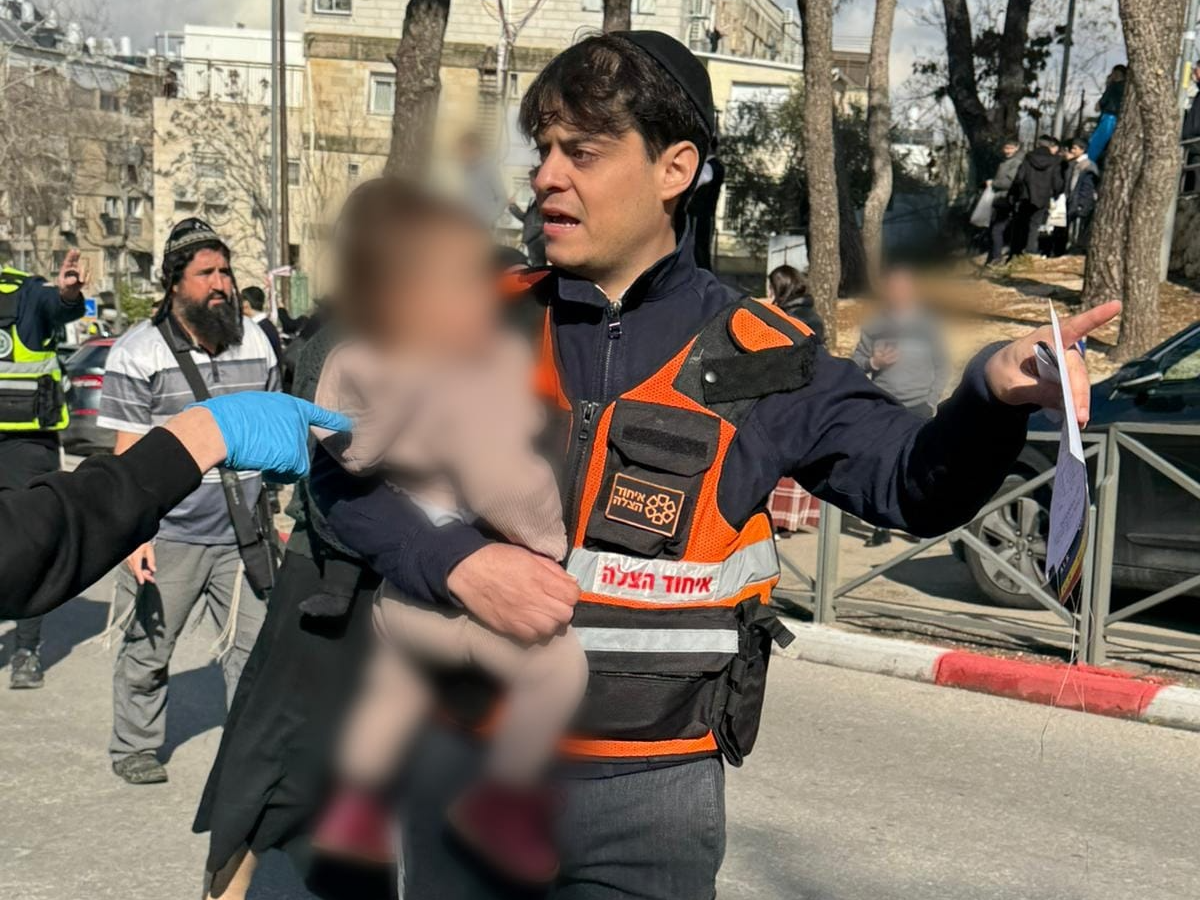 United Hatzalah Treats Infants and Children Following Serious Incident at Day Care Center in Jerusalem’s Romema Neighborhood
