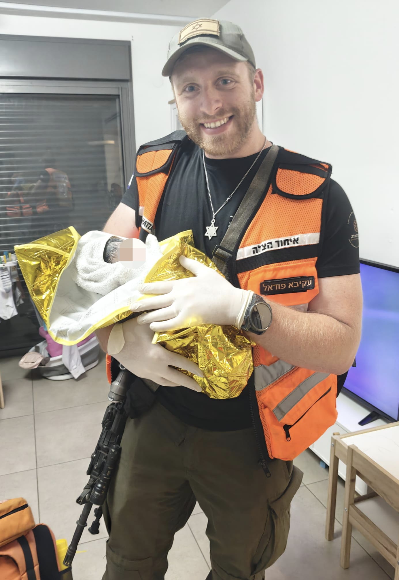 Akiva Pudell birth blurred