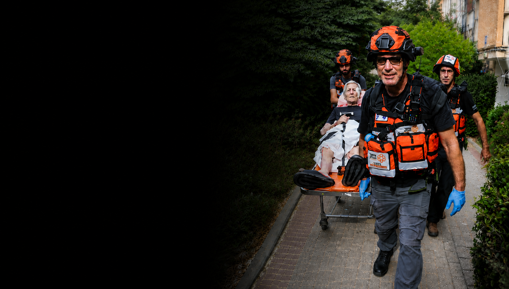 United Hatzalah Medics Evacuating a Patient
