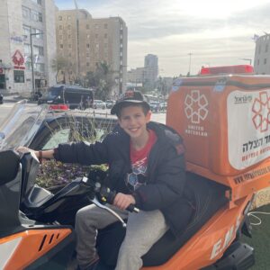 AKIVA PERLMAN'S BAR MITZVAH AMBU-CYCLE CAMPAIGN!
